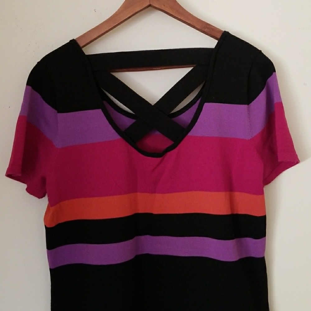 Cable & Gauge Colorful Color Block Striped Top - Picture 3 of 3